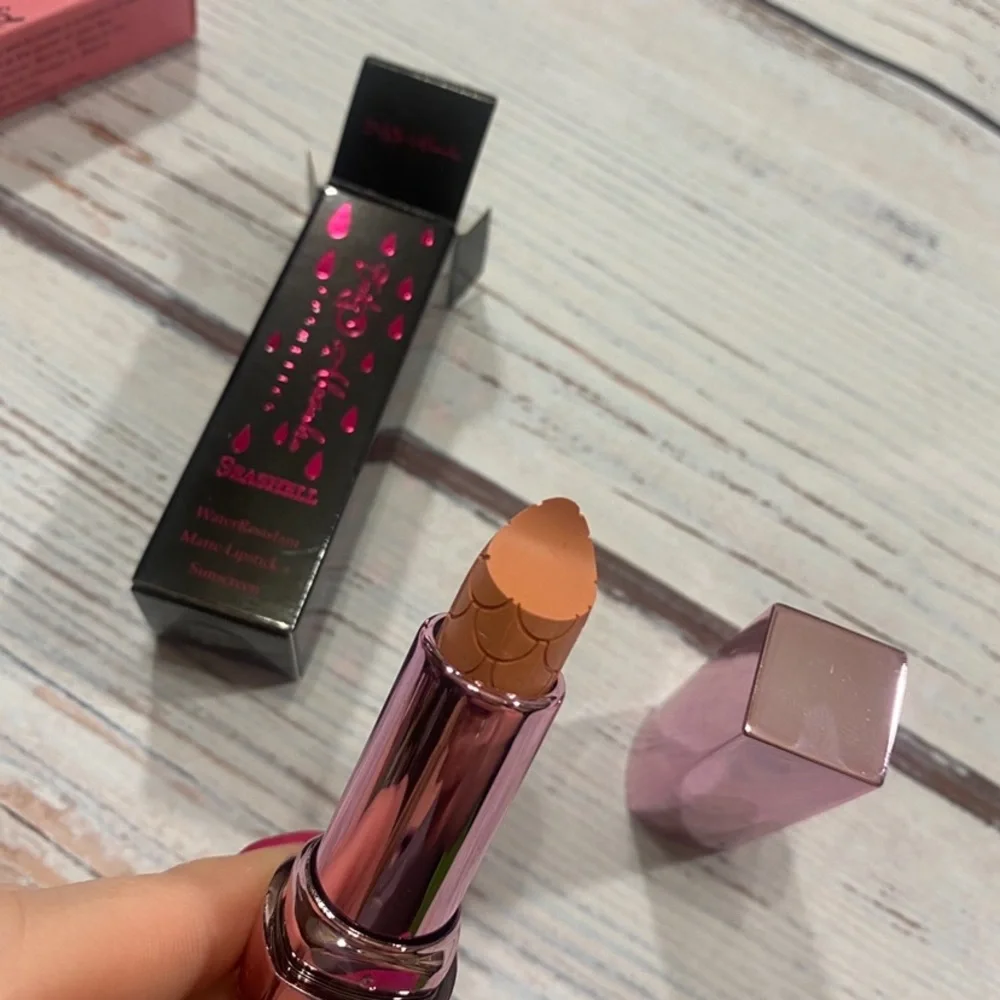 Emily Alexandra Water Resistant Matte Lipstick